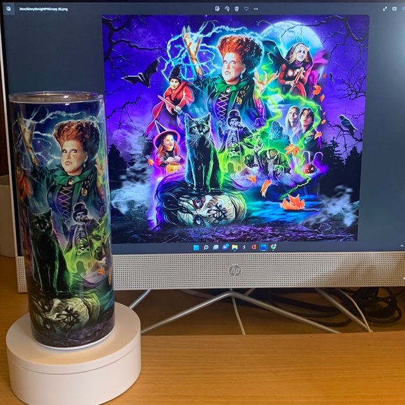 20 oz Hocus Pocus Tumbler sublimation very vibrant in color - Picture 1 of 3